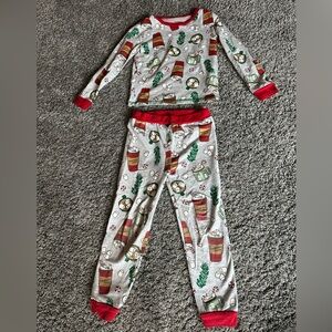 Peppermint Mocha Mud Pie Pajamas Size 4T fits closer to 3T